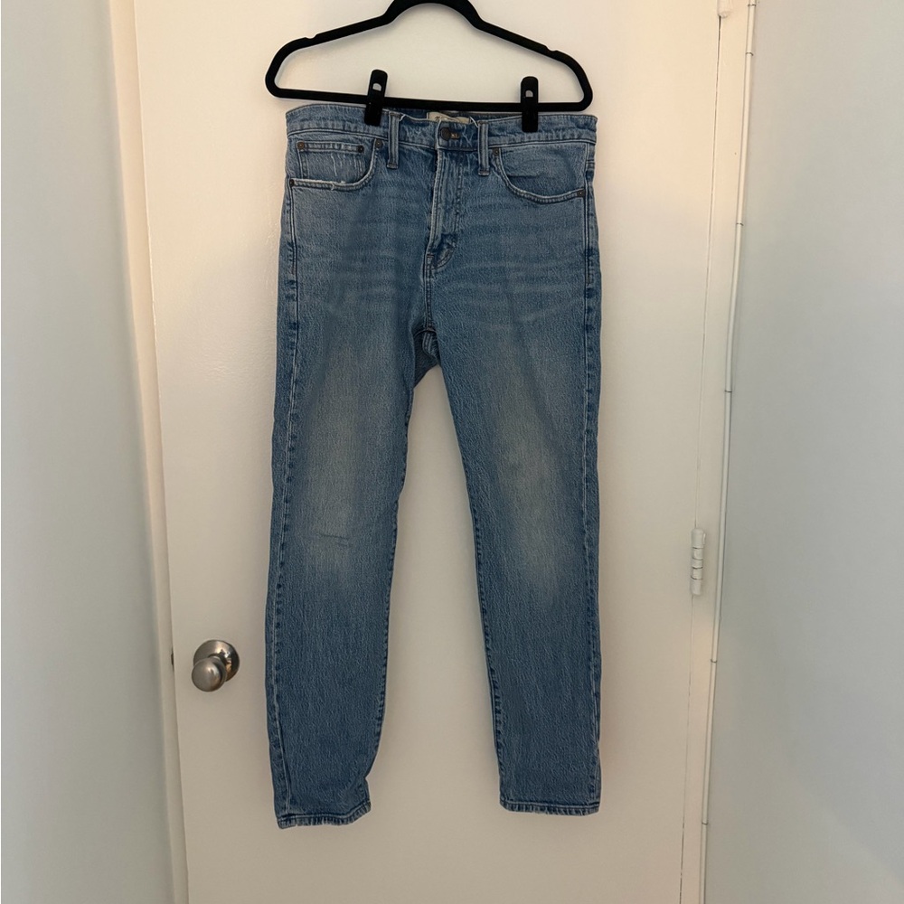 Madewell Relaxed Taper Light Wash Denim Jeans 32x32